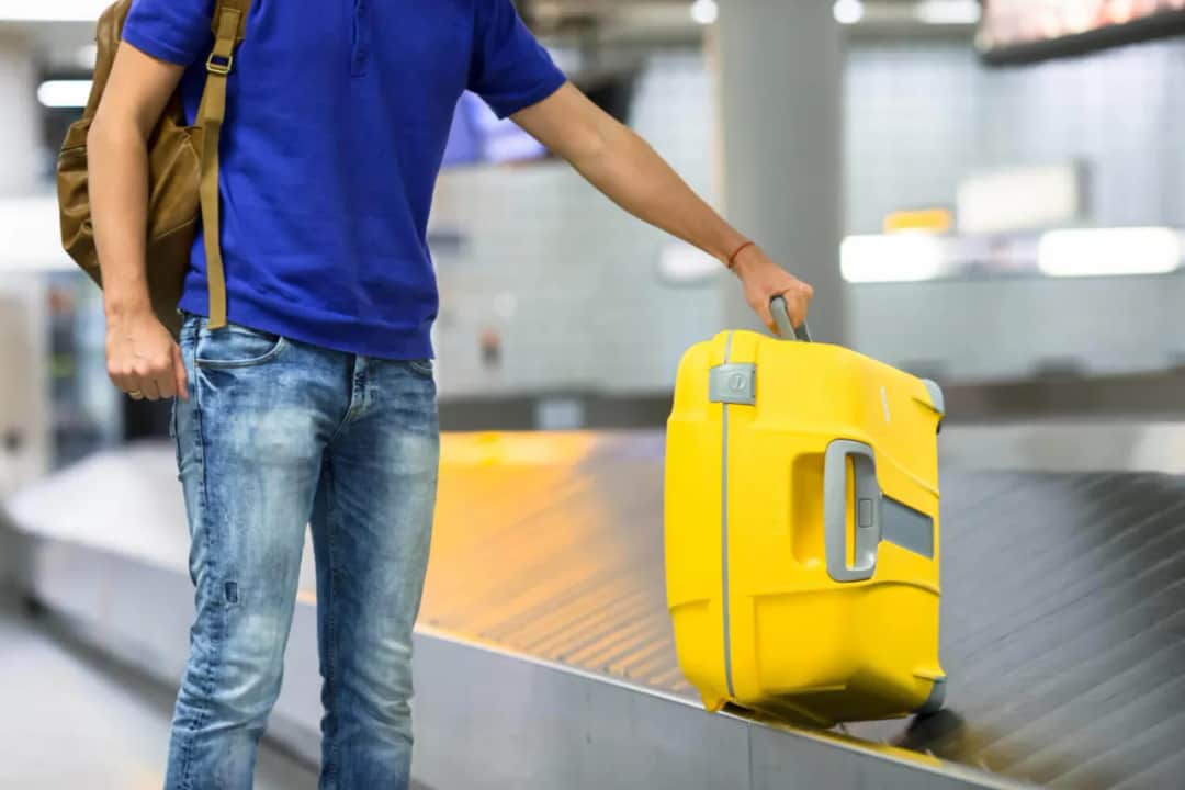 Jak nadać bagaż na lotnisku i uniknąć niepotrzebnych opóźnień