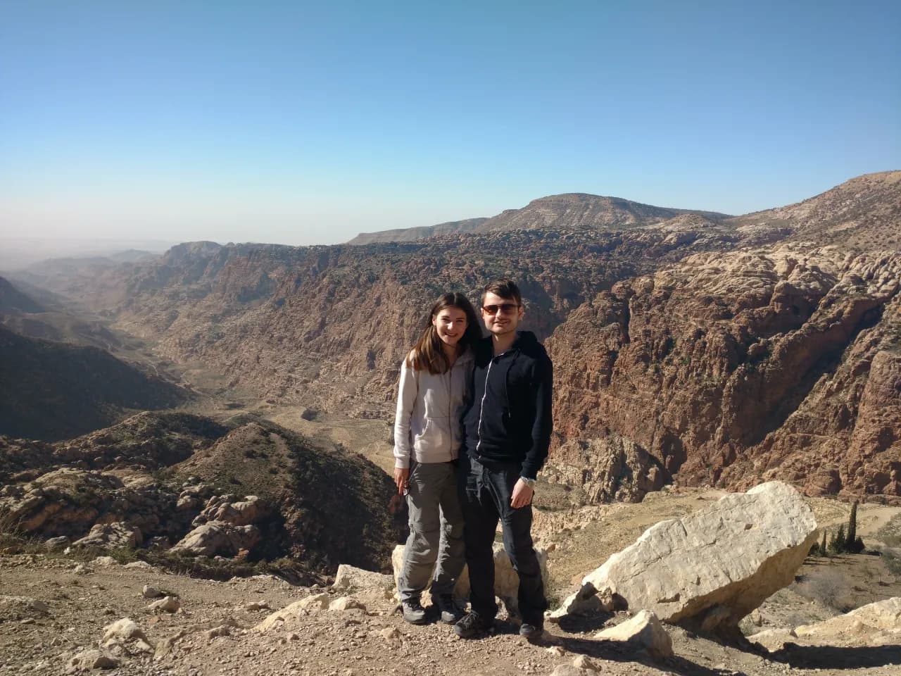 Jordania czy jest bezpiecznie? Odkryj prawdę o bezpieczeństwie podróży Jordania czy jest bezpiecznie? Odkryj prawdę o bezpieczeństwie podróży